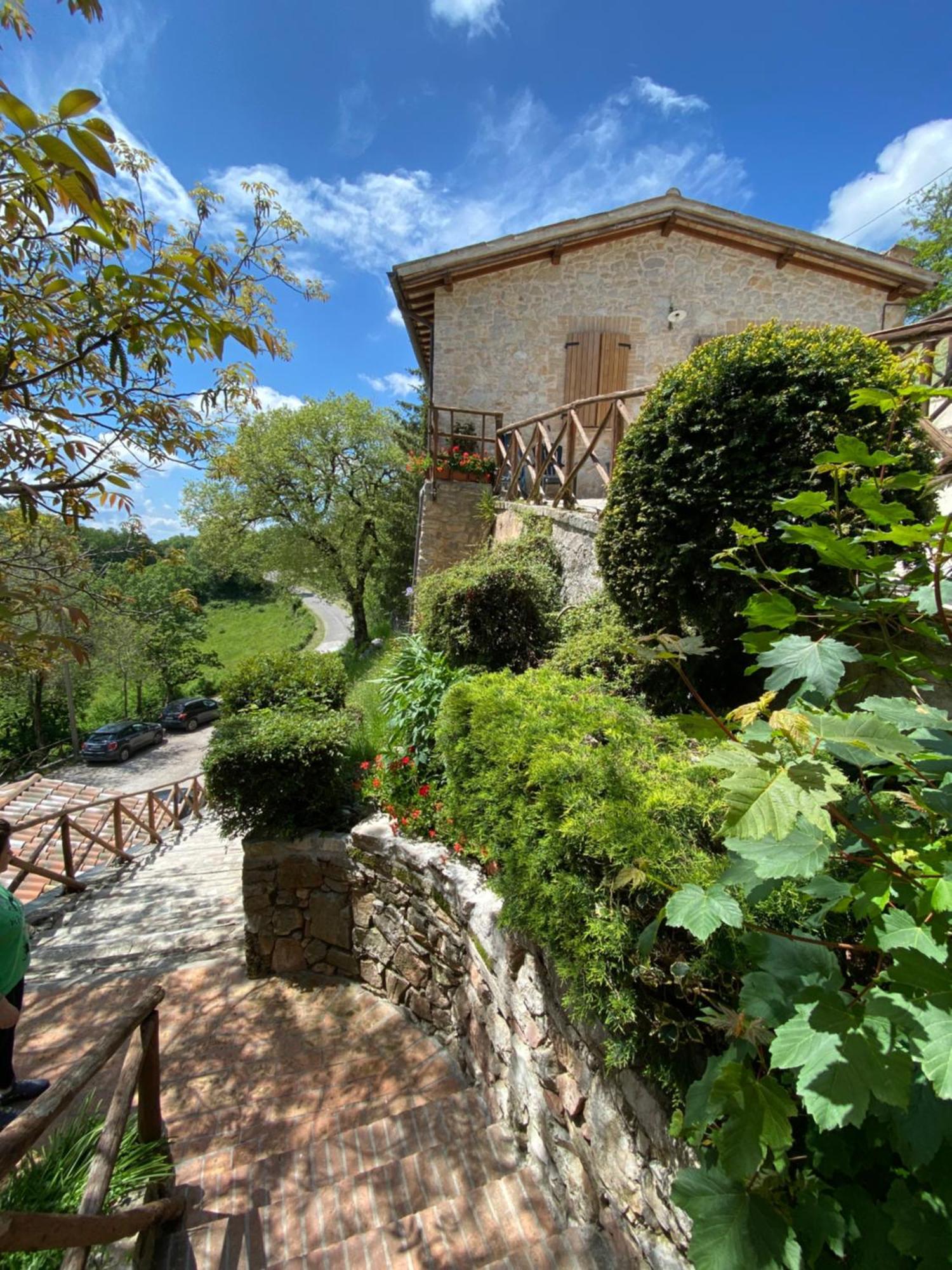 Agriturismo Pettino Campello sul Clitunno Exterior photo